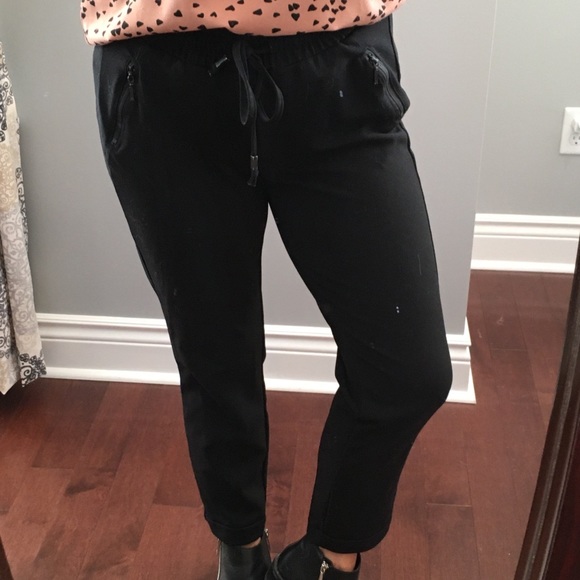 Lot of CASUAL PANTS AND SHORTS - Picture 6 of 13